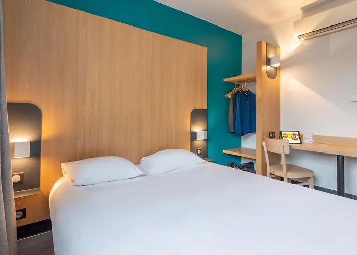 B&B Hotel Cholet Sud